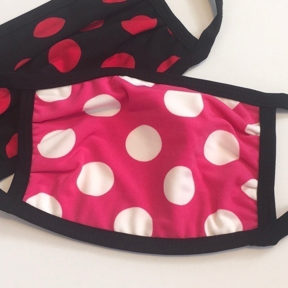 🎉 SALE Polka Dot Face Masks - Picture 2 of 3